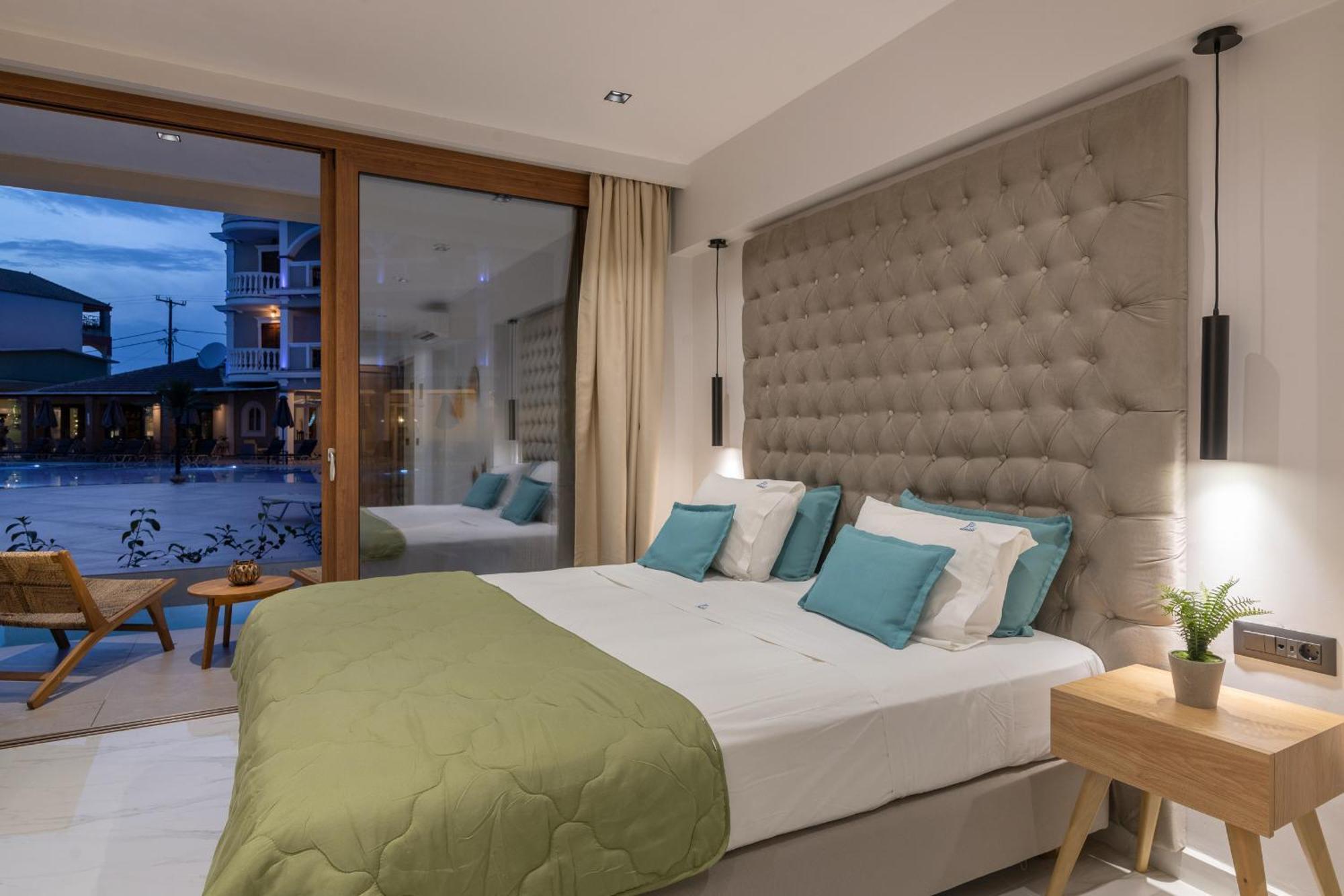Plaza Pallas Aparthotel 3*